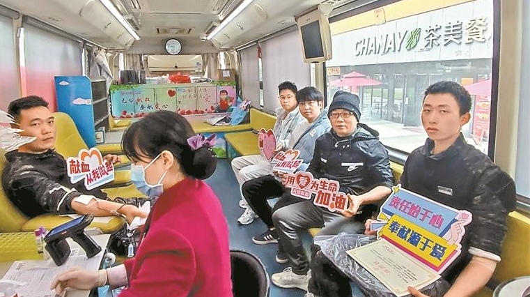 光明路村委会最新动态报道